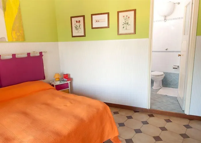 Passeggiate Romane Oda ve Kahvaltı 4*